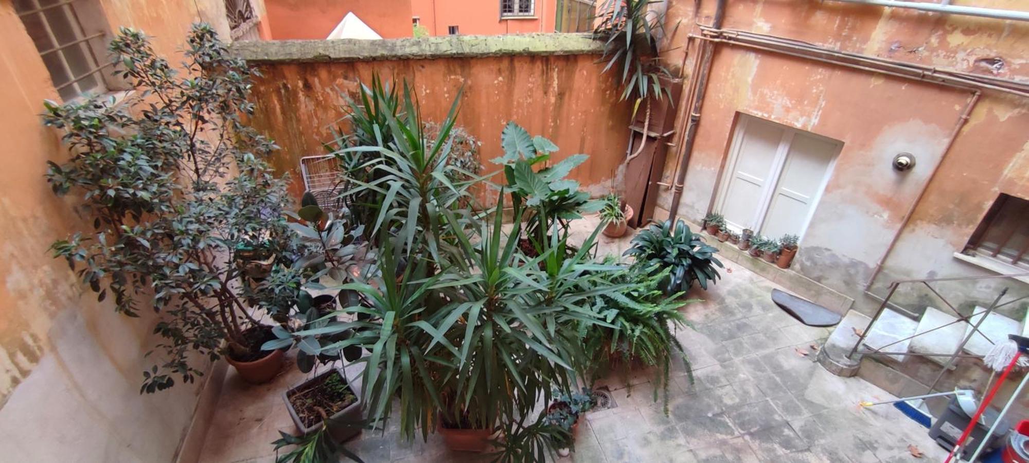 Happy Domus Ippolito Nievo Flat A Trastevere *